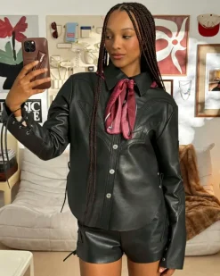 Camisa Sophisticated Cowgirl Leather