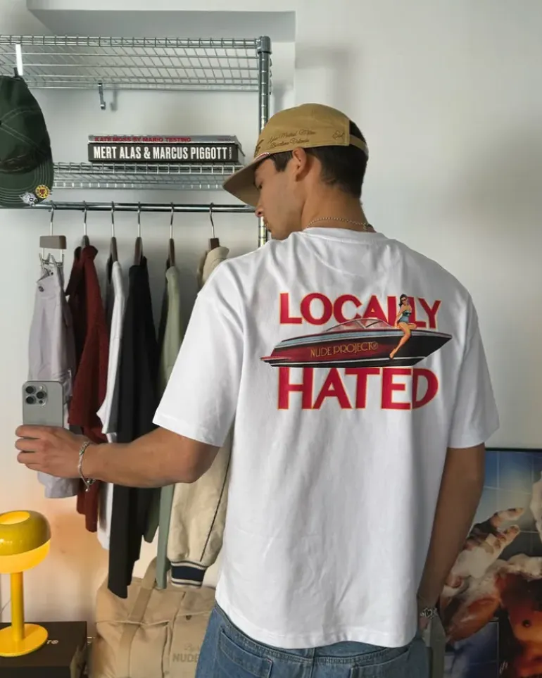 Camiseta Blanca Locally Hated