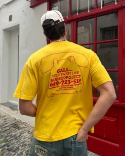 Camiseta Call Amarilla