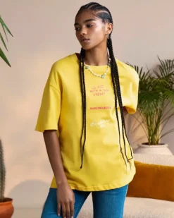 Camiseta Face Amarilla