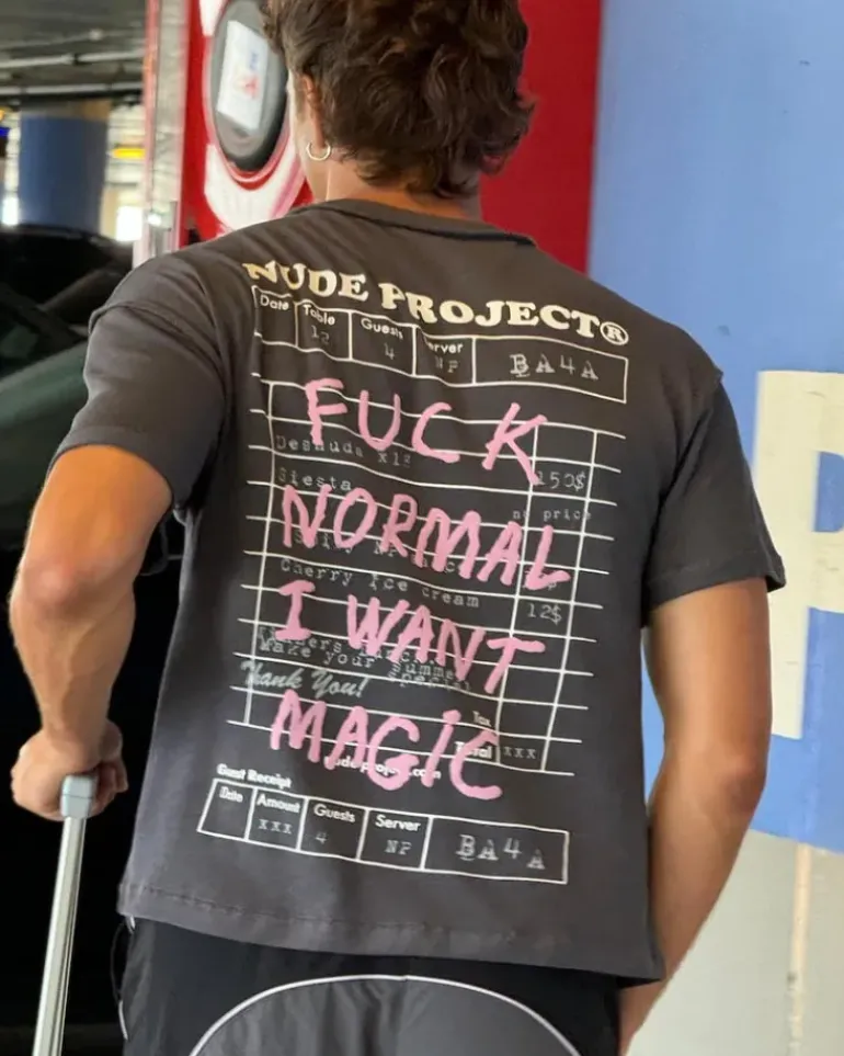 Camiseta Fuck Normal Gris Oscuro