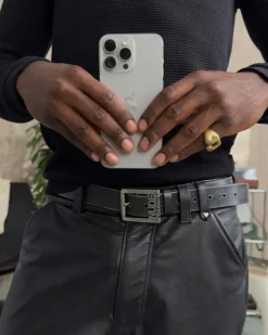 Classic Belt Worn Black