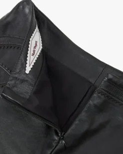 Pantalón Corto De Piel Sophisticated Cowgirl