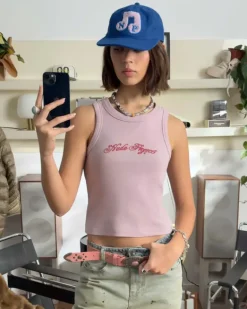 Script Top Pink