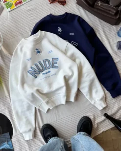 Sudadera Sin Capucha Varsity Blanco Crema